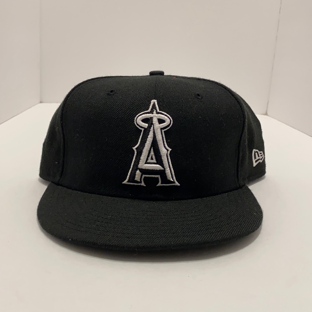 Mens Los Angeles Angels Black New Era Authentic Collection Fitted Hat